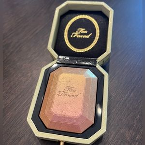 Brand New Too Faced Diamond Light Highlighter